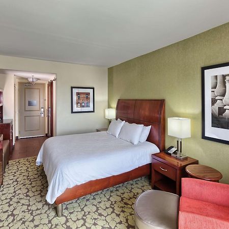 Hilton Garden Inn Durham-University Medical Center Экстерьер фото