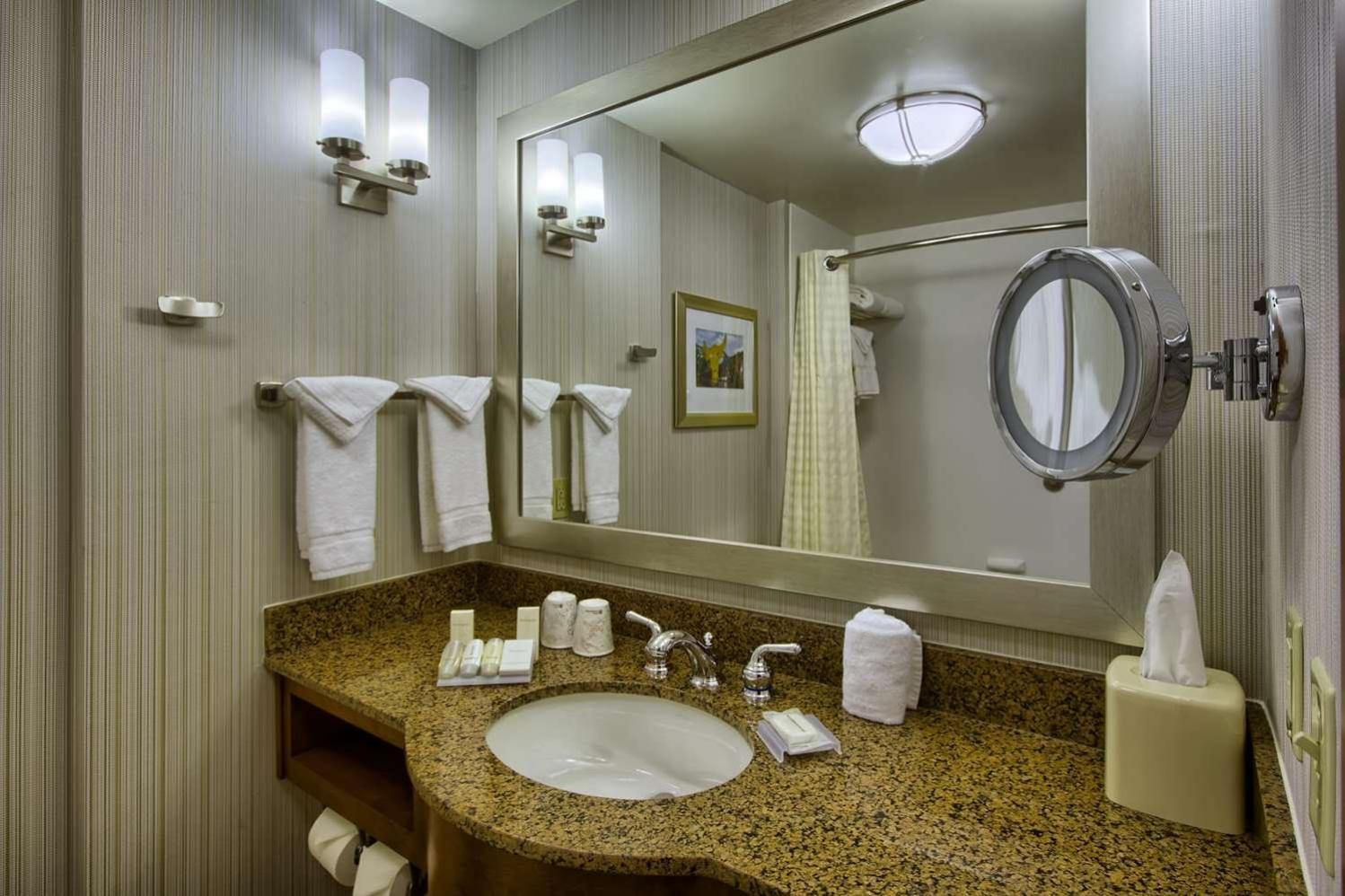 Hilton Garden Inn Durham-University Medical Center Экстерьер фото